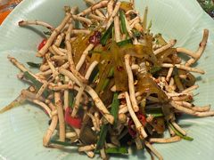 -野山舂·贵州现舂酸汤火锅(鸿通城店)