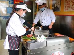 -海燕家人灌蛋饼(凤凰街店)