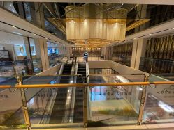 -北京七彩云南翡翠珠宝旗舰店(月坛店)