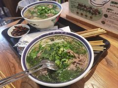 -云阿蛮云南生烫牛肉米线(奉贤路店)