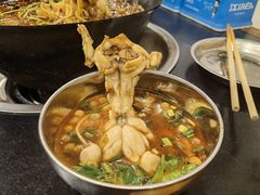 -鸿顺老铁锅美蛙鱼府(解放碑店)