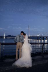 -雪中彩影婚纱摄影·微光艺术中心