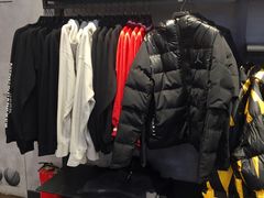 -NIKE KICKS LOUNGE体验店(北京新中关店)