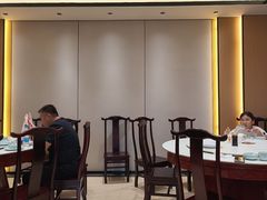 -梅利汴京烤鸭•开封豫菜地标店(东大街店)