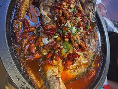 -鸣记脆皮烤鱼·海鲜烤鱼(三八广场店)