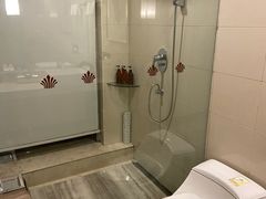 -无锡鼎尚皇冠酒店