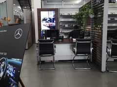 -奔驰利星行(北京花乡店)