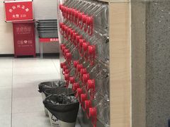 -毛辣果·贵州红酸汤牛肉火锅(西单店)