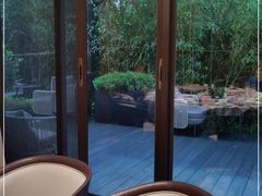 靠窗位-外滩·云南人家(昆明旗舰店)