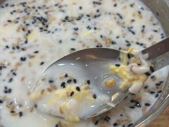 -白翔甜食店