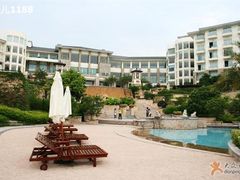 沙滩椅&nbsp;酒店全景-杭州千岛湖开元度假村
