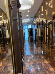 点击看大图 -八佰伴8008星级形象店