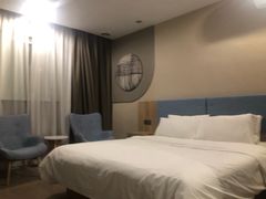 -如家酒店·neo(长沙步行街黄兴广场地铁站店)