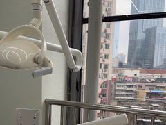 -极光口腔·矫正种植修复(锦江店)