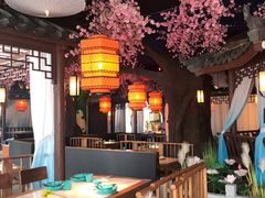 大堂-荷塘秋月·本帮江浙菜(国权路店)