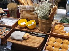 -东方红海鲜百汇(国际大厦店)