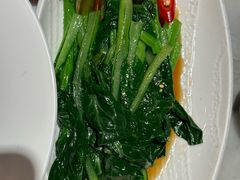 -蝴蝶里·粤菜·点心(滨江龙湖店)