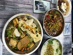 -芳姐重庆名小吃(八宝前街店)