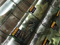 -覃记海鲜美食餐厅