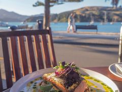 -Bully Hayes Restaurant & Bar