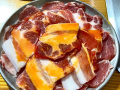 烤特色五花肉-口岸齐齐哈尔烤肉(风尚米兰总店)