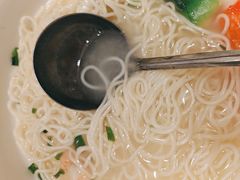 -沪华海鲜大酒楼(南汇店)
