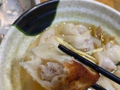 -黄阿姨锅贴大王(万航渡路店)