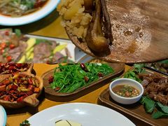 -隔壁老王·家常云南菜(花巷店)