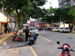 点击看大图 -剪约时尚先生·男士发型沙龙