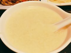 二米粥-我去·春饼文化主题餐厅(国定路总店)