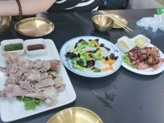 -诺敏塔拉奶茶-布里亚特包子-手把肉(锦都会店)