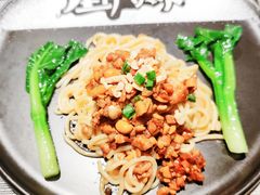 -江上荟·创意中国菜(绿地缤纷城店)