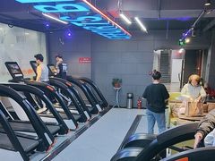 -开阳里游泳健身