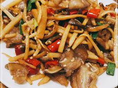 -牛八宝桂林米粉(八里庄店)