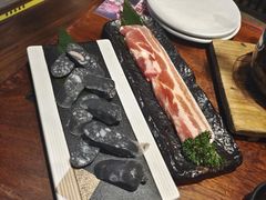 -热血兄弟·炭火烤肉(融侨中心店)