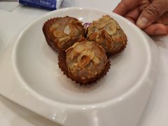 西杏香芋松子球-顺德人家食府(黄金广场店)