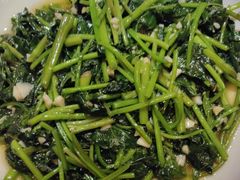 -松沪名灶·豆浆鱼头·新上海菜(飞航吾悦广场店)