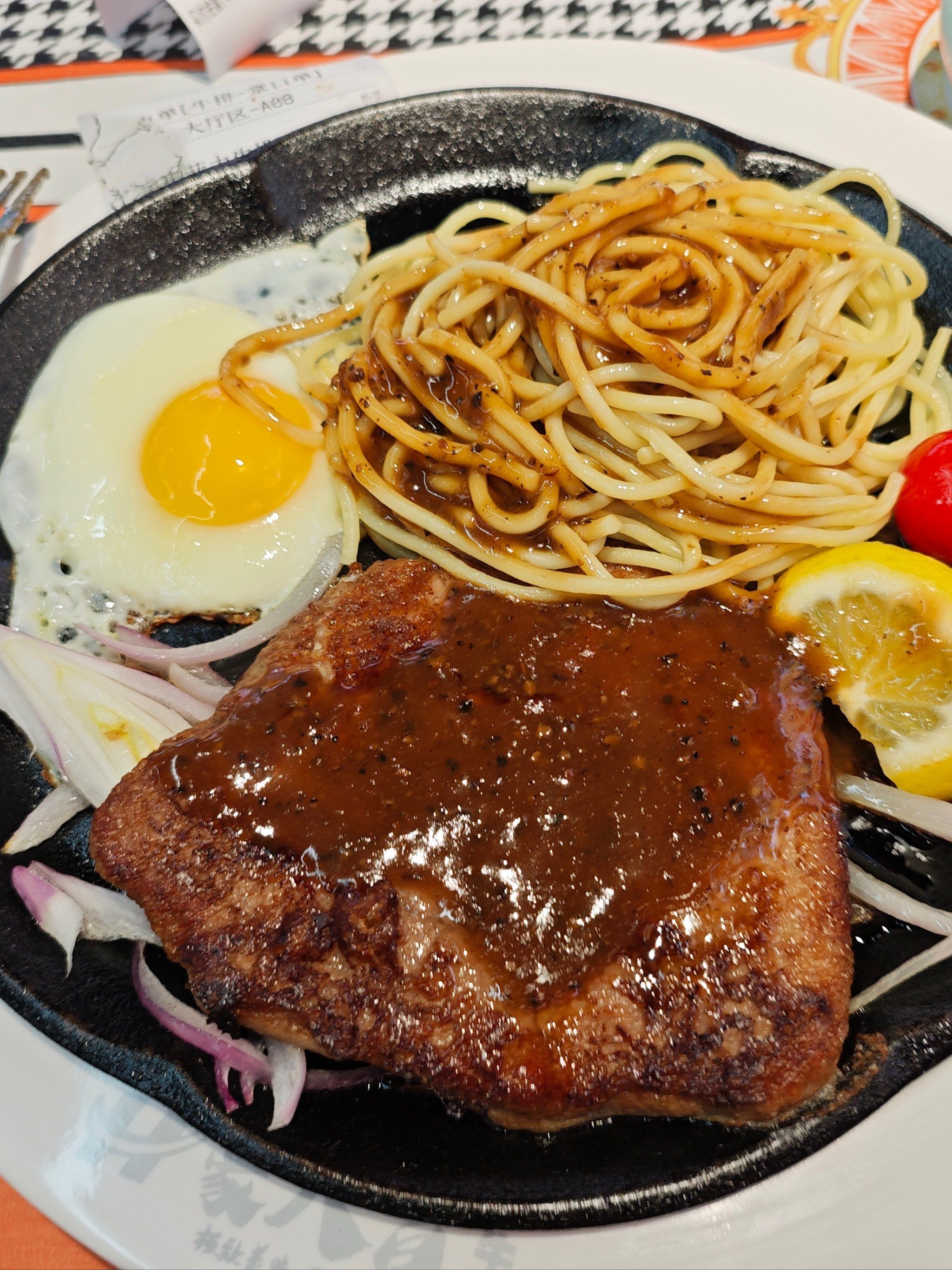 美食牛排摄影构图教程，一分钟就会