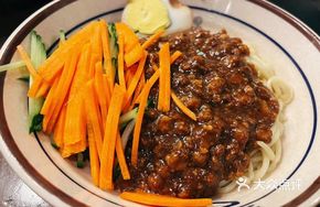 Dingyi Fried Sauce Noodles