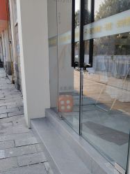 -苗方清颜专业祛痘·皮肤管理