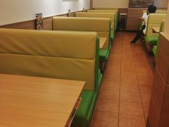 卡座-萨莉亚意式餐厅(京溪南方医院店)