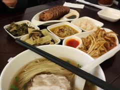 -朱鸿兴面馆(镇湖店)