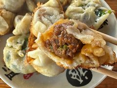-依云煎包店