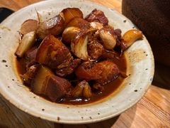 蒜香红烧肉大份-金鱼妈妈 山野·食趣(荫山街店)