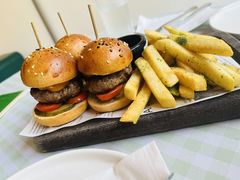 迷你牛肉小汉堡-翠贝卡&Mama Kelly Brunch Coffee(河西店)