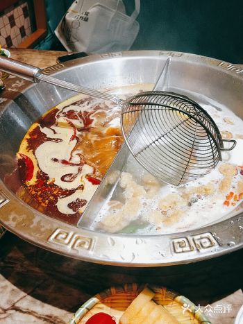 「九记潮汕现切牛肉火锅(南门口店)」同事聚餐