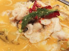 -吴越荣记苏州菜·松鼠桂鱼100%活鱼现做(斜塘老街店)