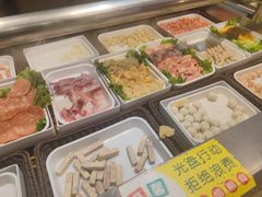 -尚品海鲜肥牛自助火锅(湖明店)