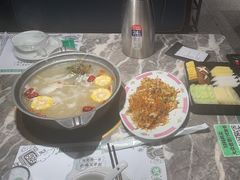 -禄婶鸡煲·打边炉