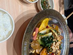 -阿上阿上麻辣香锅&麻辣烫(朝阳蓝色港湾店)